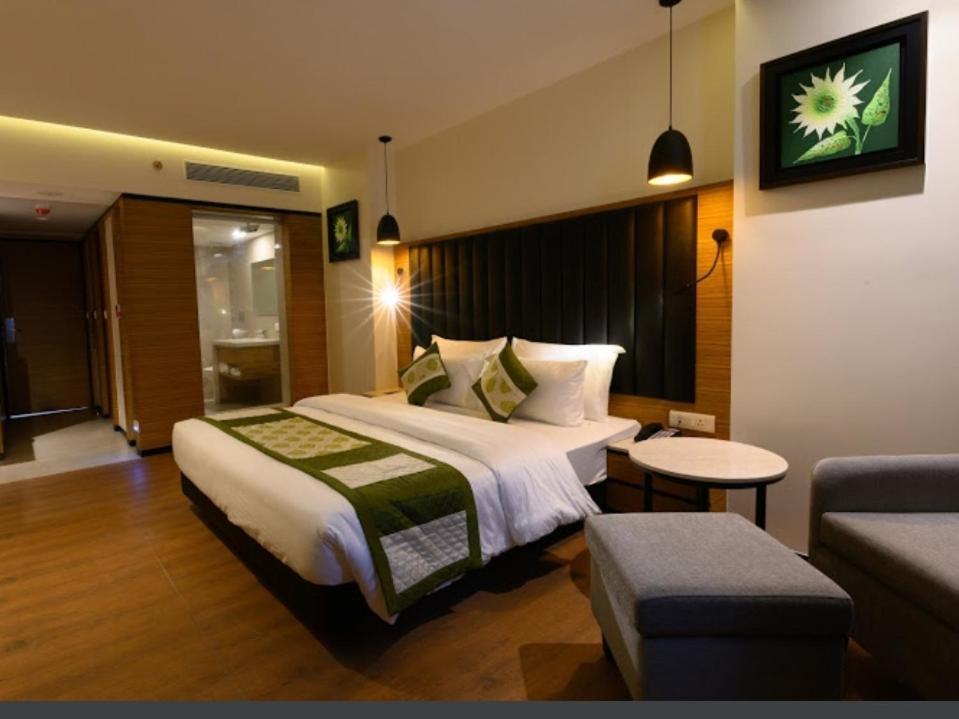 Novanta Jamshedpur Exterior photo